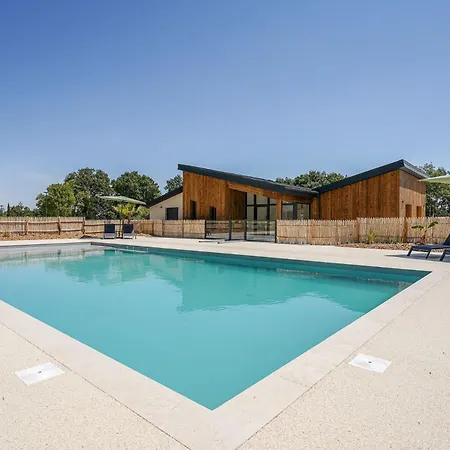 51 - Golf Et Piscine - 2 Personnes Сasa de vacaciones Nesmy